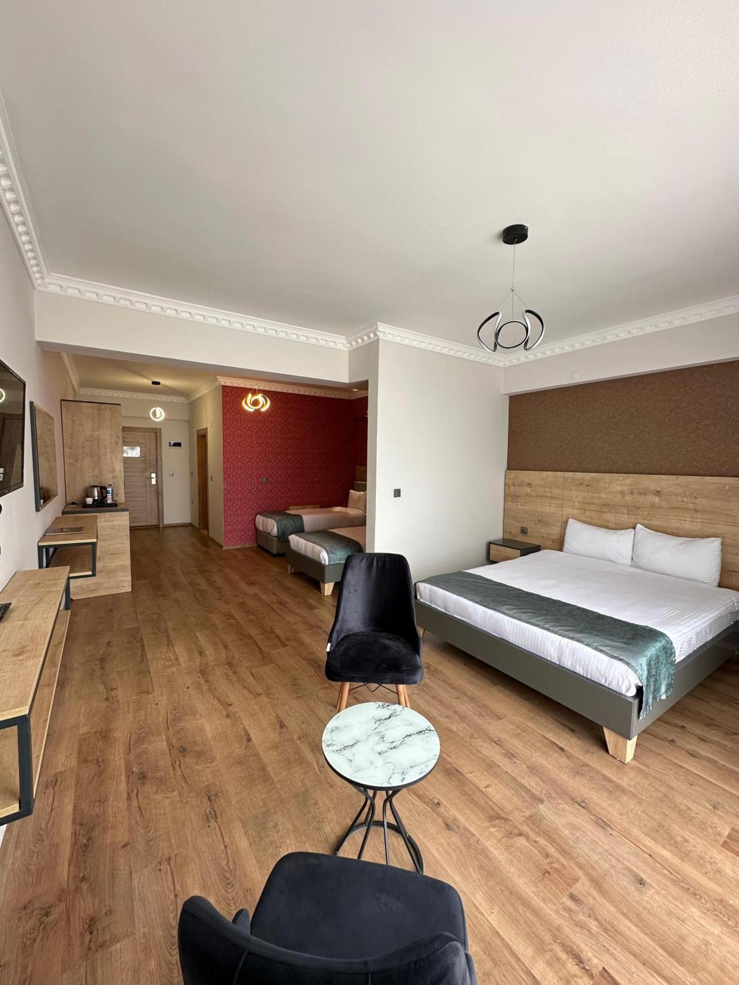 Orient Hotel Van Buitenkant foto